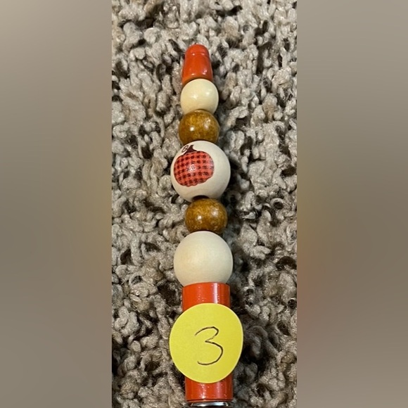 Precious pens presents super cute orange glitter pumpkin pen. - Picture 2 of 2